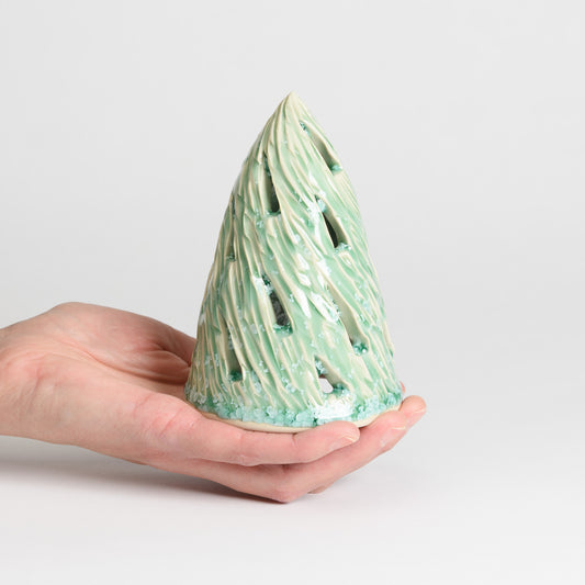 Christmas Tree - Carved Large Mint