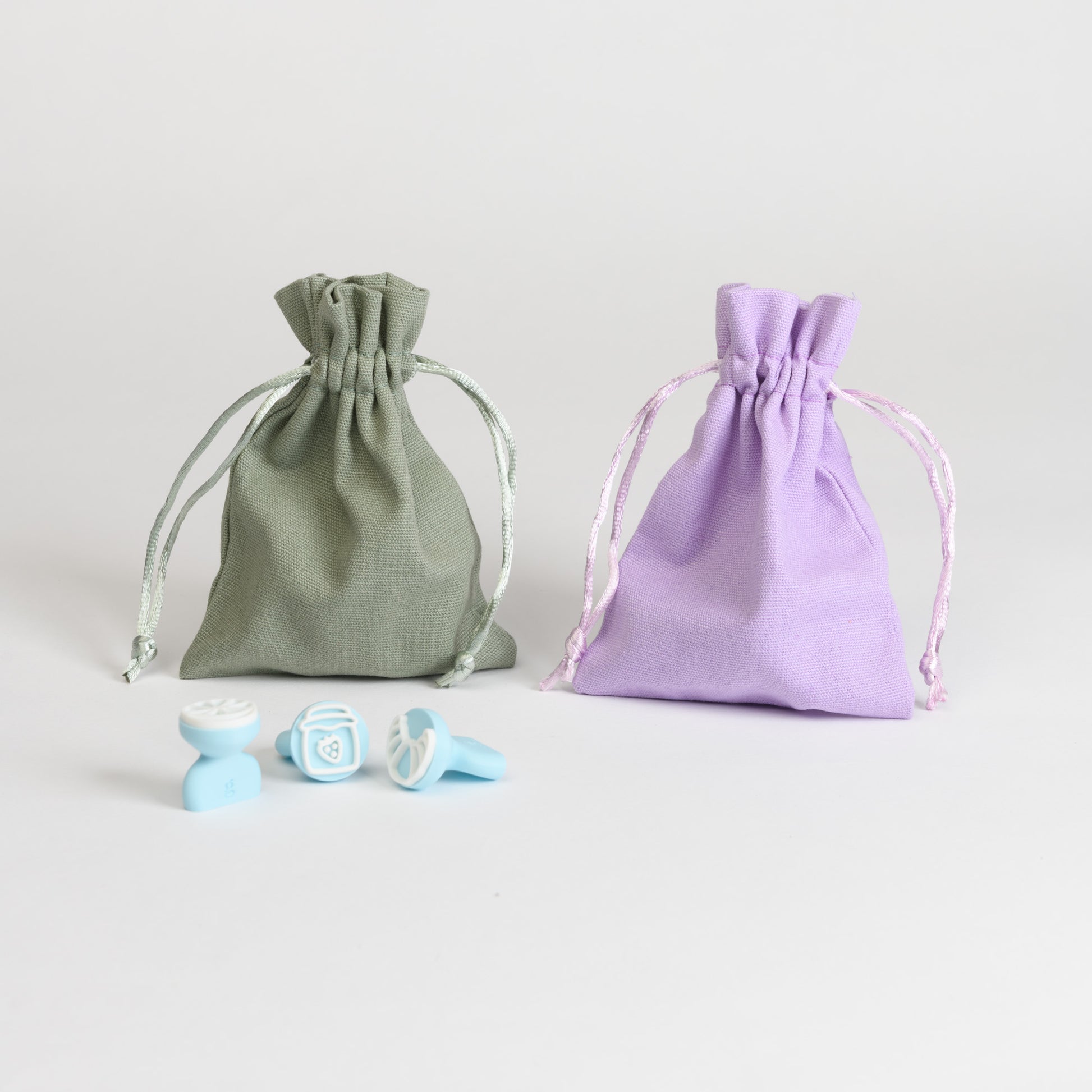 Cotton pouches green and lilac