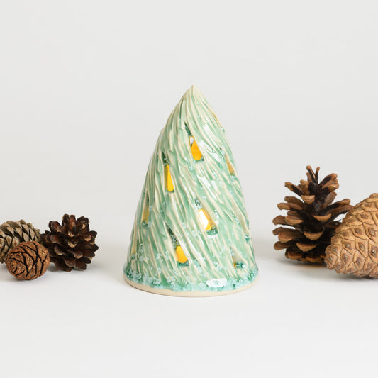 Christmas Tree - Carved Large Mint