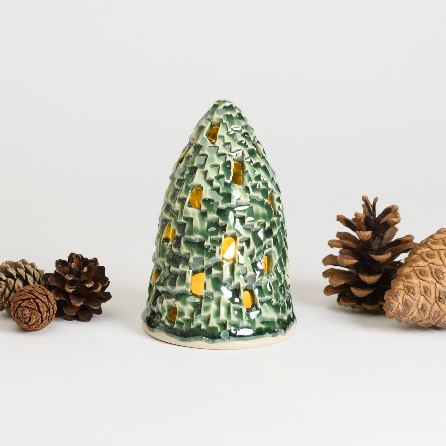 Christmas Tree - Carved Large Moss