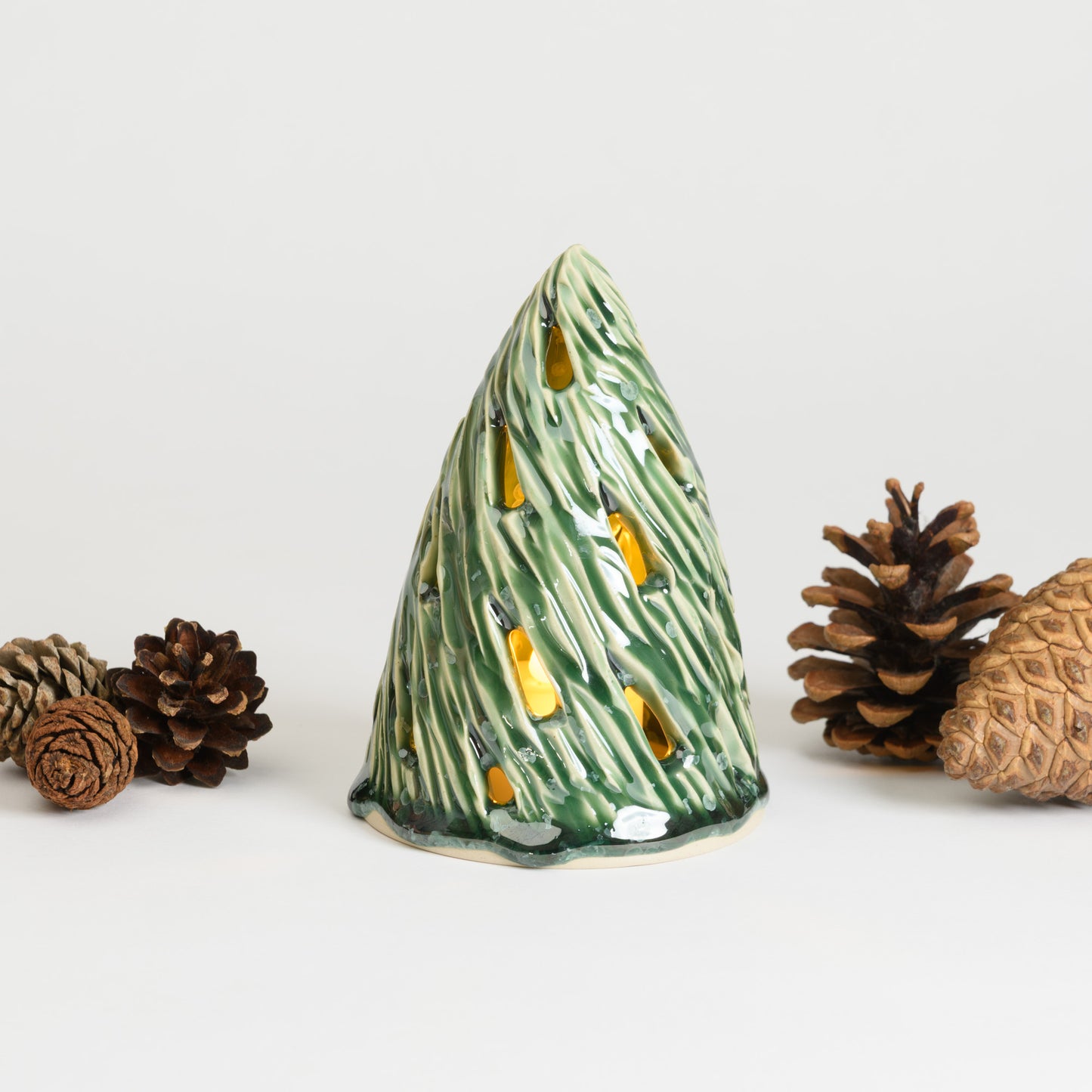 Christmas Tree - Carved Large Moss