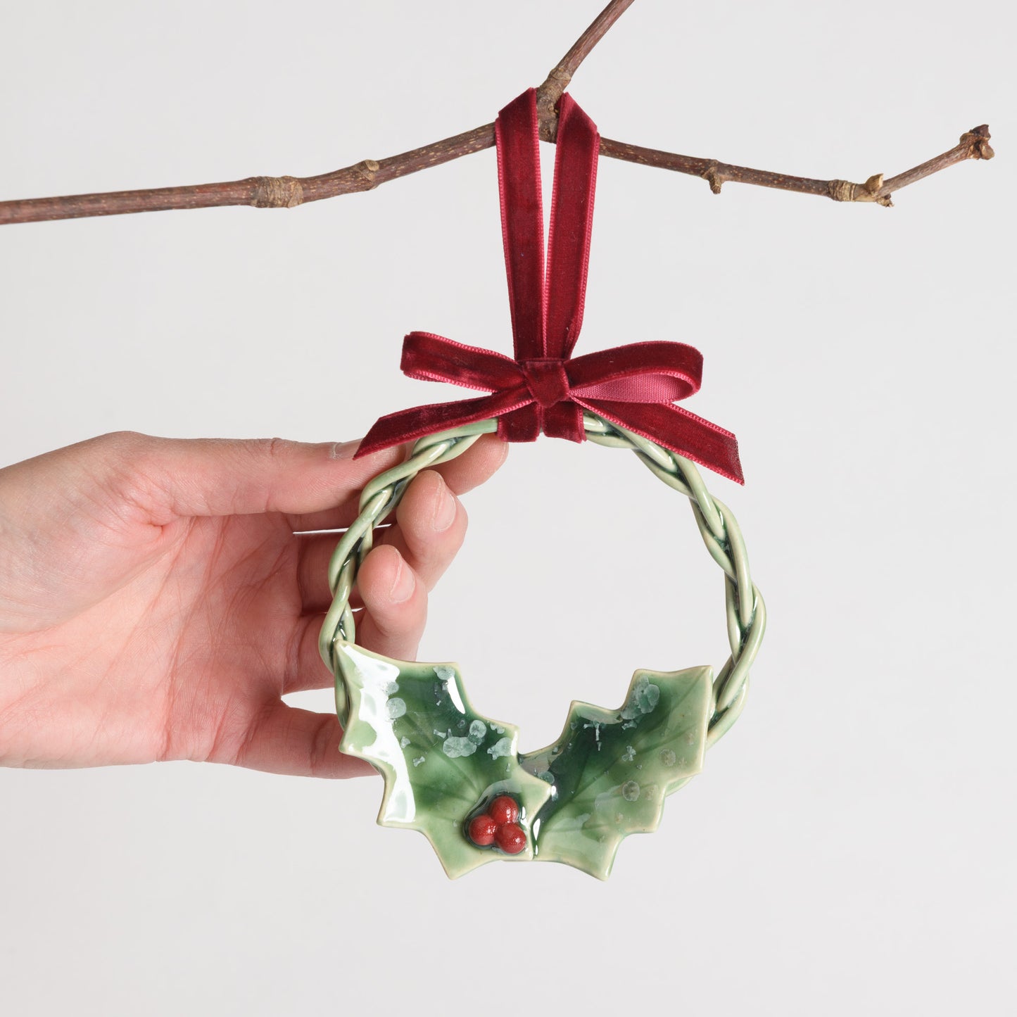 Christmas - Braided Holly Wreath