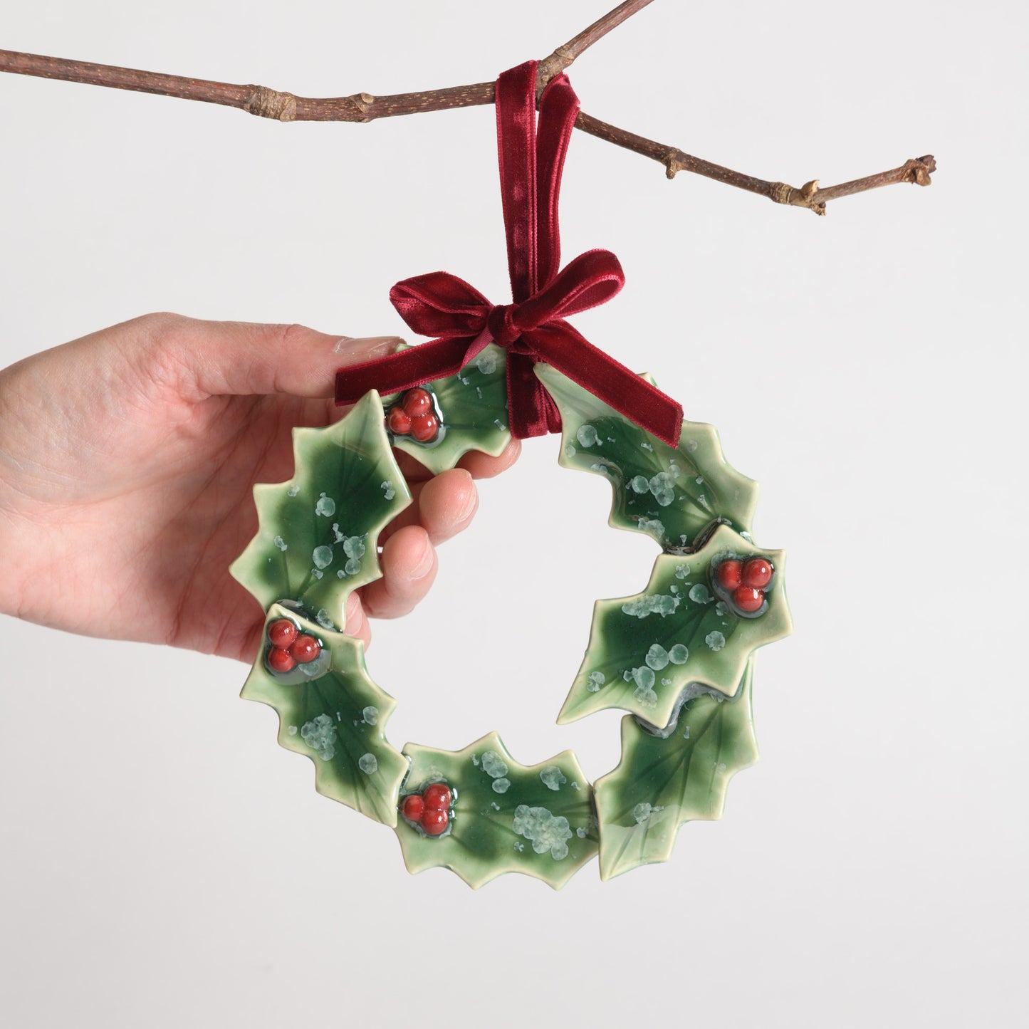 Christmas - Holly Leaves Wreath
