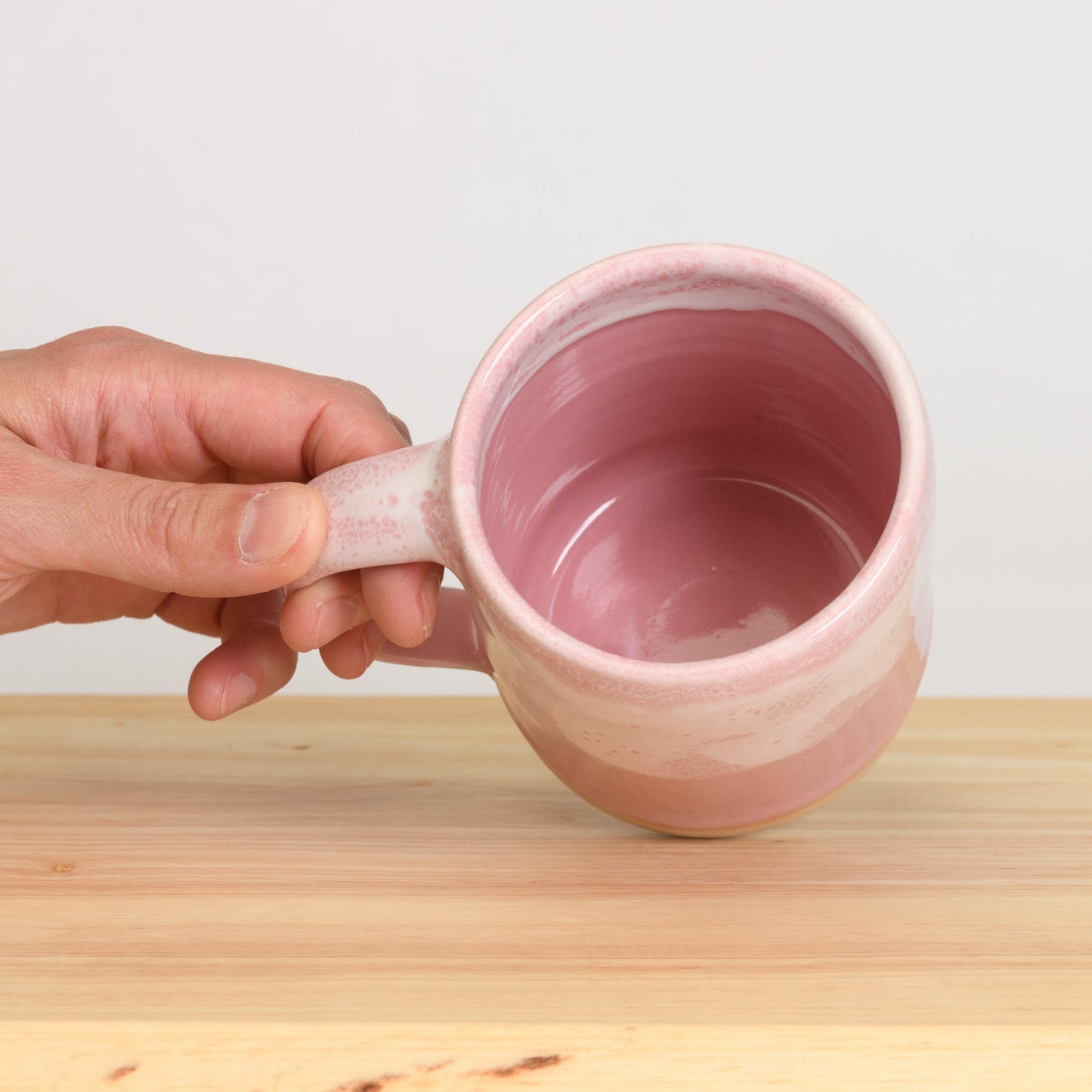 Mug - Strawberries & Cream (medium size)