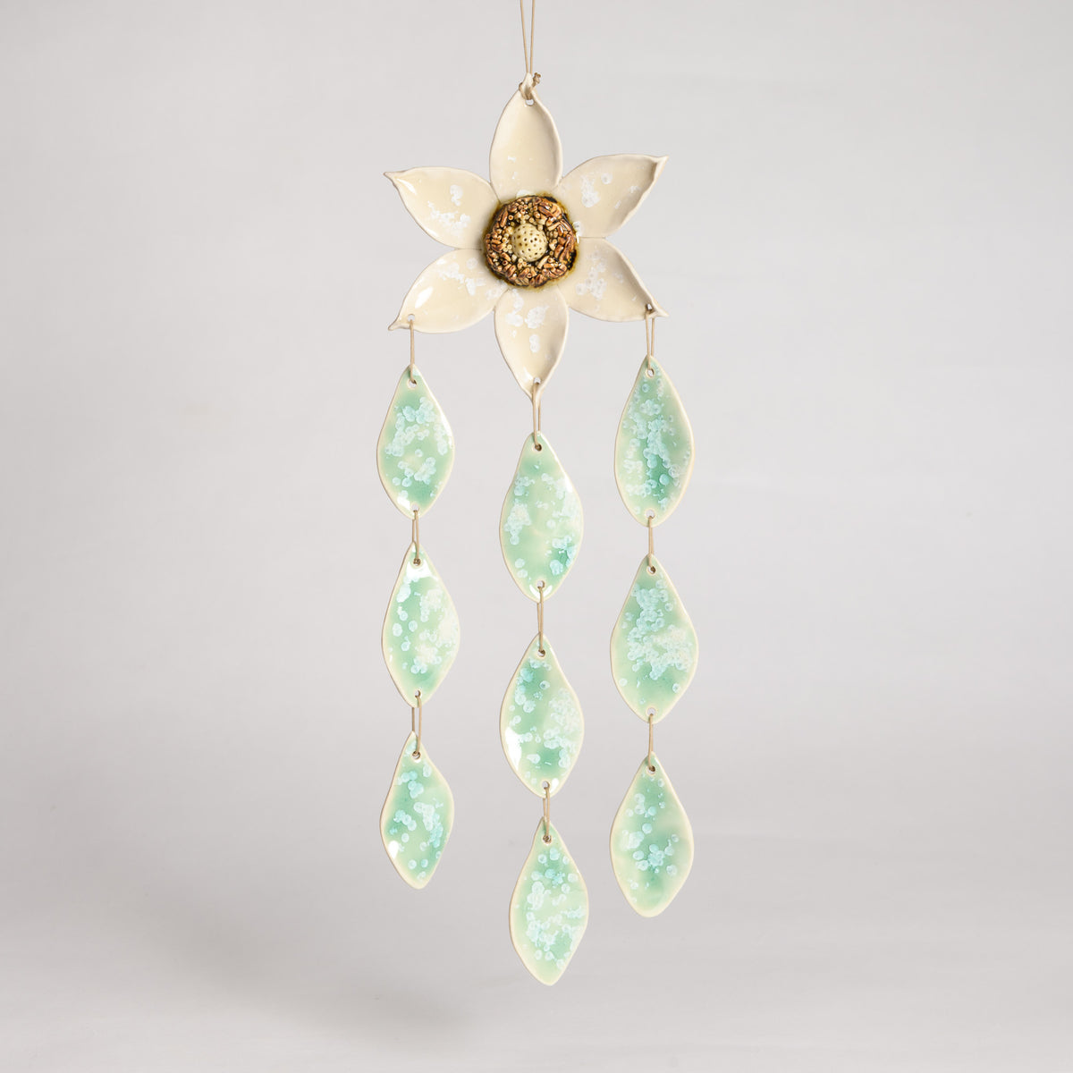 Ornament - Flower Pendant - Natural
